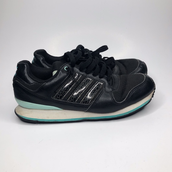 Adidas ZXZ Womens Walking shoes sz 8.5 black/blue